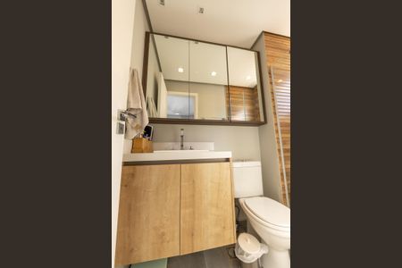 Apartamento à venda com 82m², 2 quartos e 2 vagas Apartamento à venda com 82m², 2 quartos e 2 vagasBanheiro da Suite 1