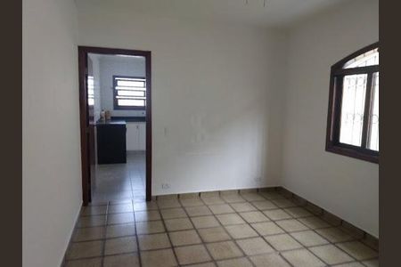 Casa à venda com 3 quartos, 150m² em Vila Marari, São Paulo
