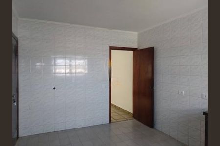Casa à venda com 3 quartos, 150m² em Vila Marari, São Paulo