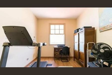 Casa à venda com 4 quartos, 258m² em Mirandópolis, São Paulo