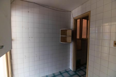 Apartamento à venda com 69m², 2 quartos e sem vaga Apartamento à venda com 69m², 2 quartos e sem vagaCozinha e Área de Serviço