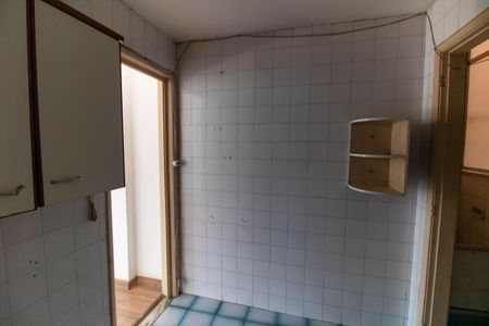 Apartamento à venda com 69m², 2 quartos e sem vaga Apartamento à venda com 69m², 2 quartos e sem vagaCozinha e Área de Serviço