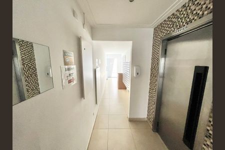 Apartamento à venda com 67m², 3 quartos e 1 vagaCorredor