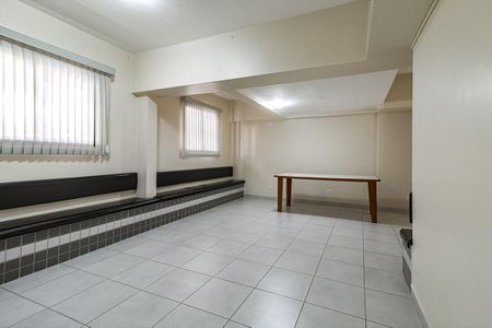 Apartamento à venda com 47m², 2 quartos e 1 vagasalão de festas_1