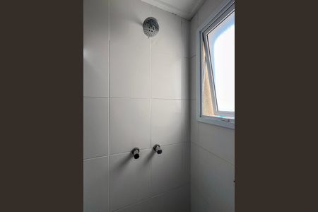 Apartamento para alugar com 68m², 1 quarto e 1 vagaDetalhe do banheiro