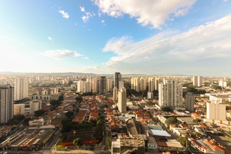 Apartamento à venda com 48m², 2 quartos e 1 vagaVaranda - Vista 