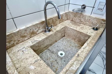 Apartamento para alugar com 55m², 2 quartos e 1 vagaBanheiro