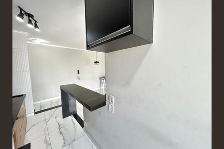 Apartamento para alugar com 55m², 2 quartos e 1 vagaÁrea de Serviço