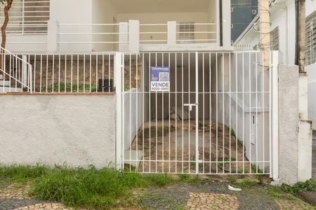 Casa à venda com 300m², 4 quartos e 2 vagas