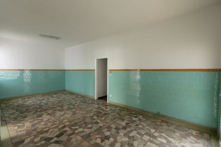 Casa à venda com 300m², 4 quartos e 2 vagas