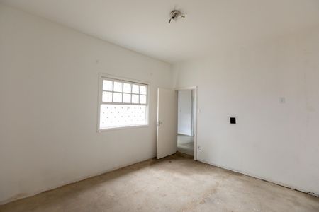 Casa à venda com 300m², 4 quartos e 2 vagas