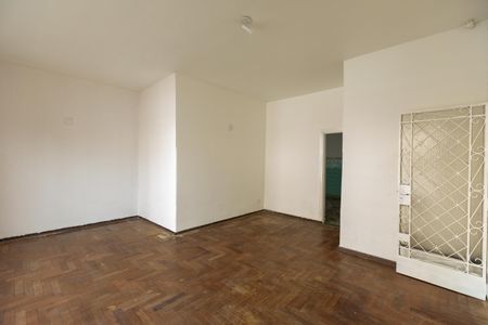 Casa à venda com 300m², 4 quartos e 2 vagas