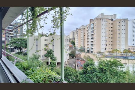 Vista de apartamento para alugar com 3 quartos, 82m² em Vila Ipojuca, São Paulo