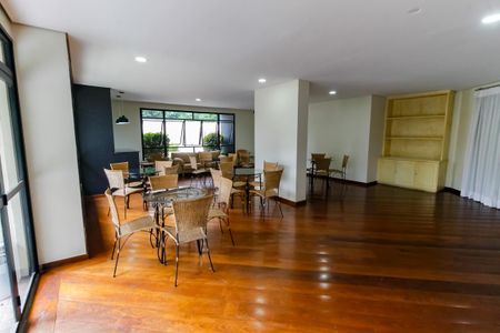 Apartamento para alugar com 90m², 3 quartos e 2 vagasÁrea comum - Salão de festas