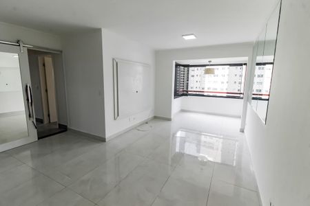 Sala de apartamento para alugar com 3 quartos, 90m² em Vila Suzana, São Paulo