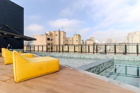 Studio para alugar com 24m², 1 quarto e sem vagaPiscina