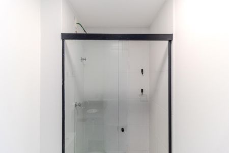 Banheiro de kitnet/studio para alugar com 1 quarto, 24m² em Campos Elíseos, São Paulo