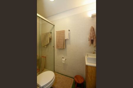 Apartamento à venda com 90m², 2 quartos e 2 vagasBanheiro da Suíte 2