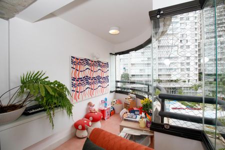 Apartamento à venda com 90m², 2 quartos e 2 vagasVaranda