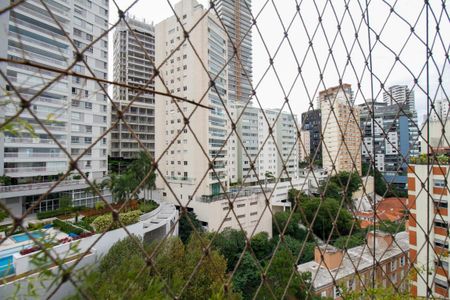 Apartamento à venda com 90m², 2 quartos e 2 vagasVista da Suíte 1
