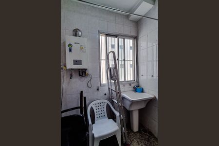 Apartamento à venda com 110m², 3 quartos e 1 vagaÁrea de Serviço