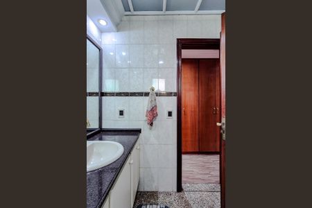 Apartamento à venda com 110m², 3 quartos e 1 vagaBanheiro