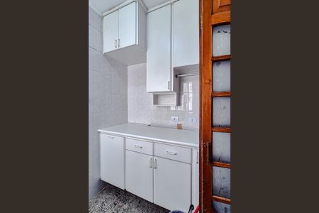 Apartamento à venda com 110m², 3 quartos e 1 vagaÁrea de Serviço