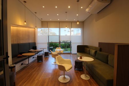 Apartamento à venda com 37m², 1 quarto e sem vagaÁrea Comum - Coworking
