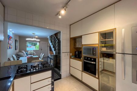 Casa de condomínio à venda com 120m², 3 quartos e 2 vagasCozinha