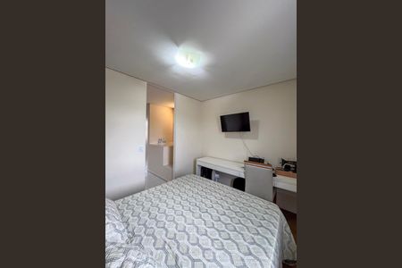 Casa de condomínio à venda com 120m², 3 quartos e 2 vagasSuite