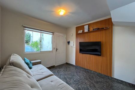 Casa de condomínio à venda com 120m², 3 quartos e 2 vagasSala