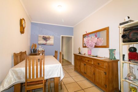 Casa à venda com 131m², 2 quartos e 1 vaga Casa à venda com 131m², 2 quartos e 1 vagaSala de Jantar