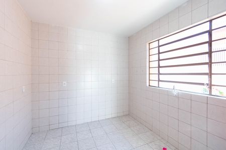 Casa de condomínio para alugar com 78m², 2 quartos e 1 vaga