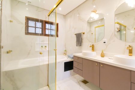 Casa à venda com 144m², 3 quartos e 1 vagaBanheiro da Suíte