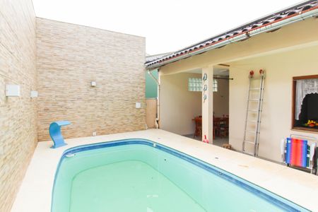 Casa à venda com 144m², 3 quartos e 1 vagaÁrea externa