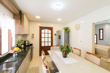 Casa à venda com 144m², 3 quartos e 1 vagaCozinha