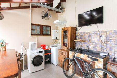 Casa à venda com 144m², 3 quartos e 1 vagaÁrea externa