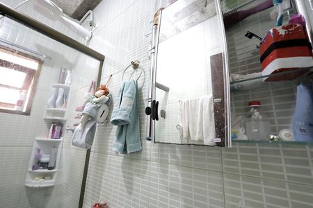 Casa à venda com 292m², 4 quartos e 2 vagasBanheiro