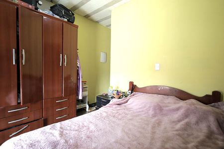 Casa à venda com 292m², 4 quartos e 2 vagasQuarto Suíte