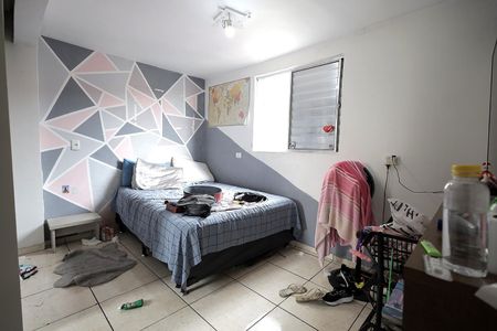 Casa à venda com 292m², 4 quartos e 2 vagasQuarto 4