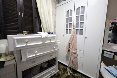 Casa à venda com 292m², 4 quartos e 2 vagasQuarto 1