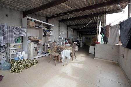 Casa à venda com 292m², 4 quartos e 2 vagasCobertura
