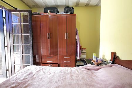 Casa à venda com 292m², 4 quartos e 2 vagasQuarto Suíte