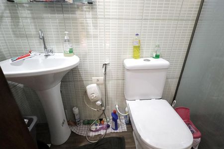 Casa à venda com 292m², 4 quartos e 2 vagasBanheiro Quarto Suíte