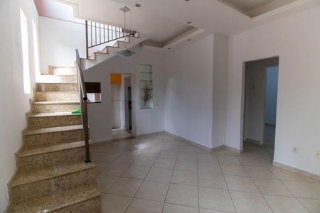 Sala de casa à venda com 3 quartos, 140m² em Ingá, Niterói