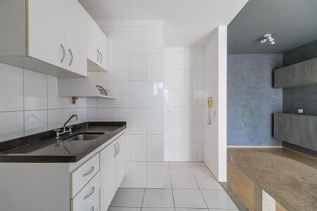 Apartamento à venda com 62m², 2 quartos e 2 vagasCozinha
