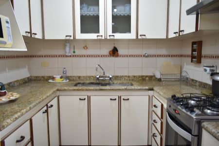 Apartamento à venda com 138m², 3 quartos e 2 vagasCozinha