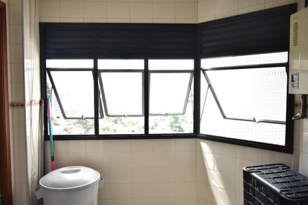 Apartamento à venda com 138m², 3 quartos e 2 vagasÁrea de Serviço