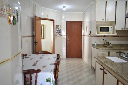Apartamento à venda com 138m², 3 quartos e 2 vagasCozinha