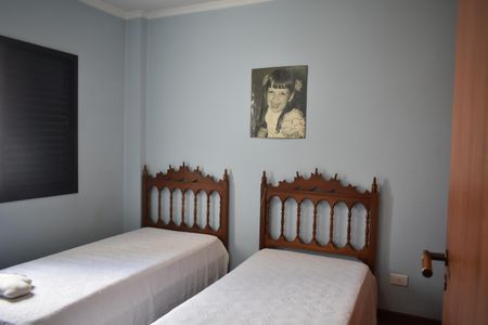 Apartamento à venda com 138m², 3 quartos e 2 vagasQuarto 2